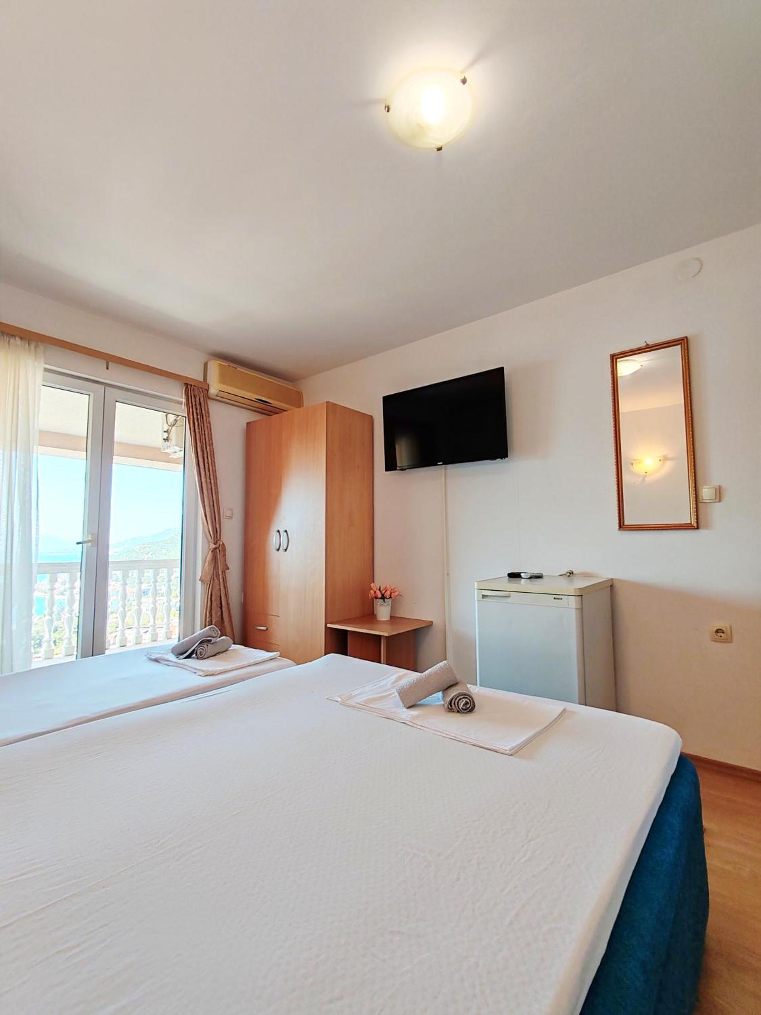 Apartment & Rooms Tempera Neum Esterno foto
